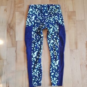 Fabletics Mila High-Waisted Pocket Capri